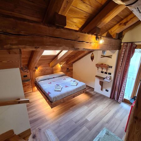 La Maison. Il Nido Dell'Aquila 바르도네키아 외부 사진