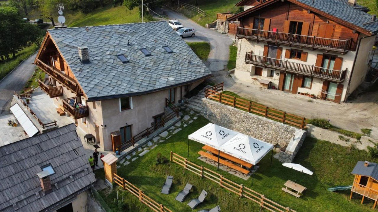 La Maison. Il Nido Dell'Aquila 바르도네키아 외부 사진