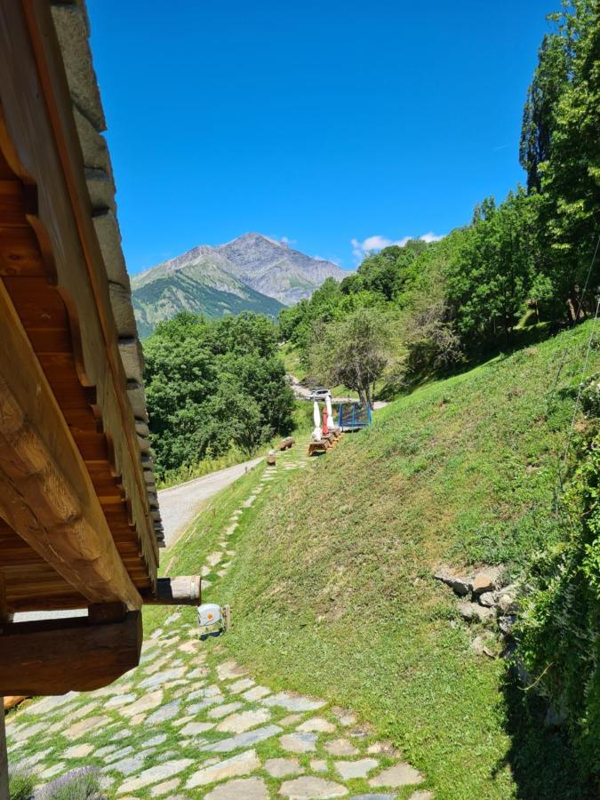 La Maison. Il Nido Dell'Aquila 바르도네키아 외부 사진