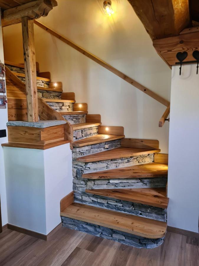 La Maison. Il Nido Dell'Aquila 바르도네키아 외부 사진