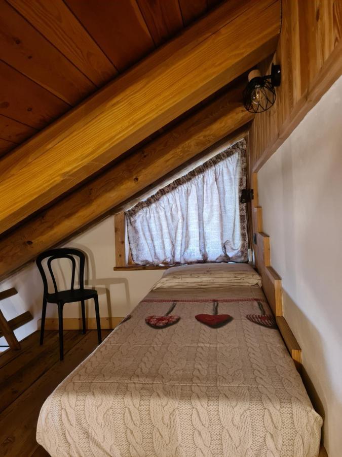 La Maison. Il Nido Dell'Aquila 바르도네키아 외부 사진