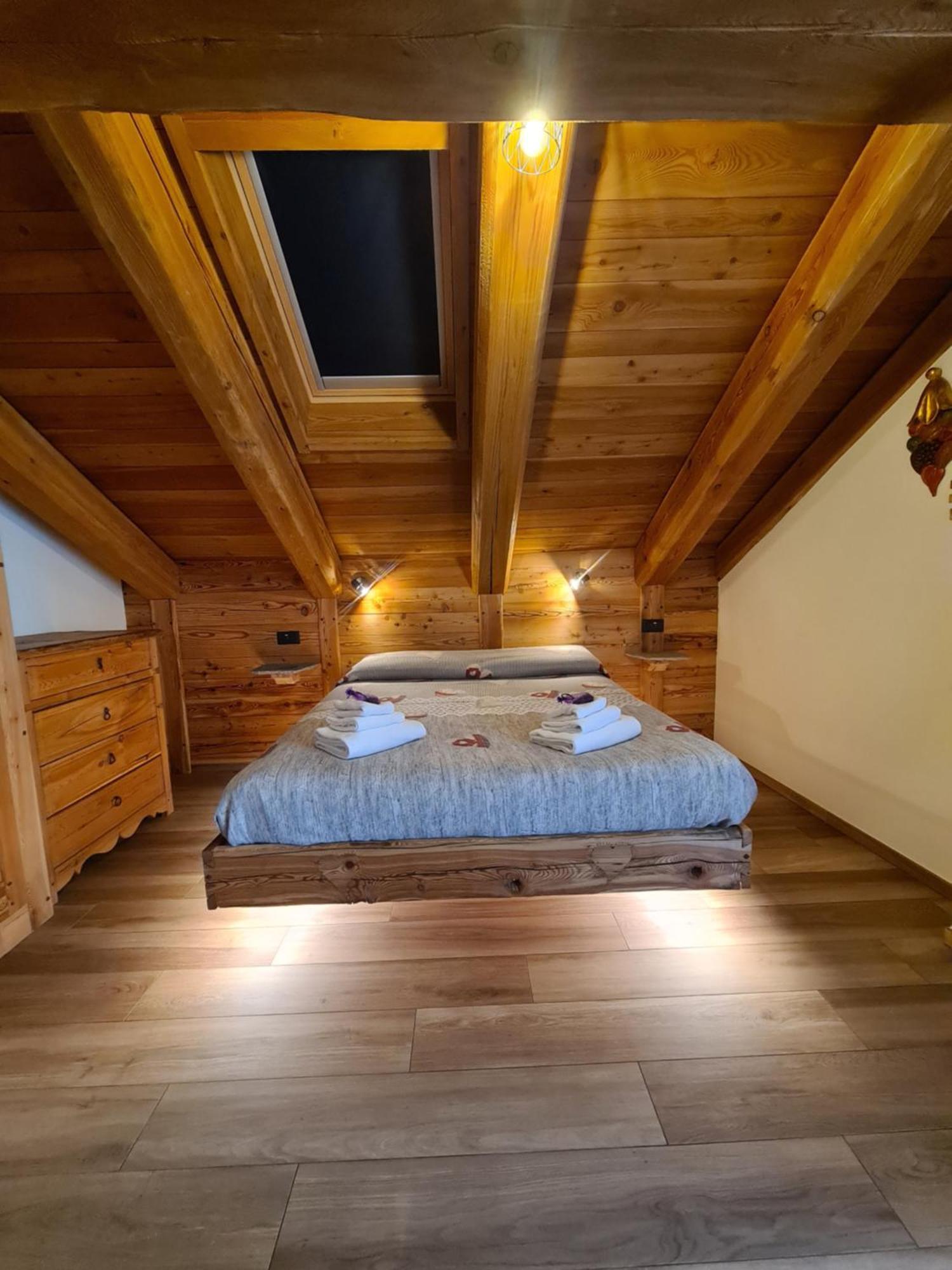 La Maison. Il Nido Dell'Aquila 바르도네키아 외부 사진