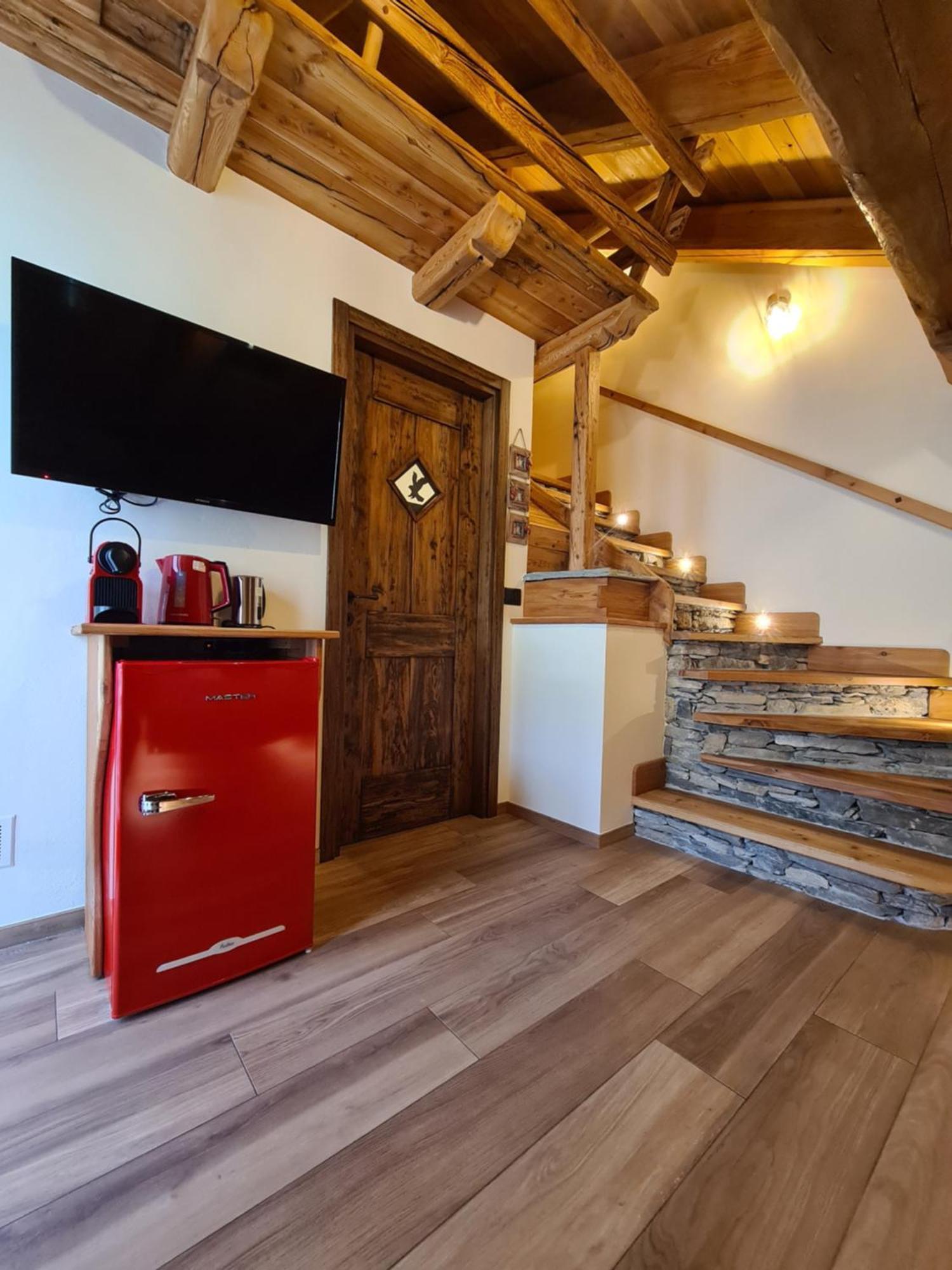 La Maison. Il Nido Dell'Aquila 바르도네키아 외부 사진